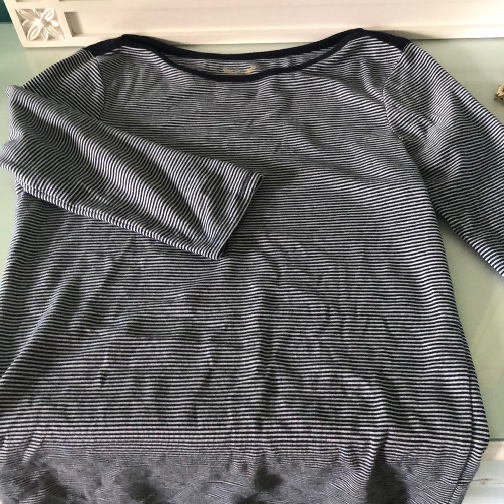 Super comfortable striped tee